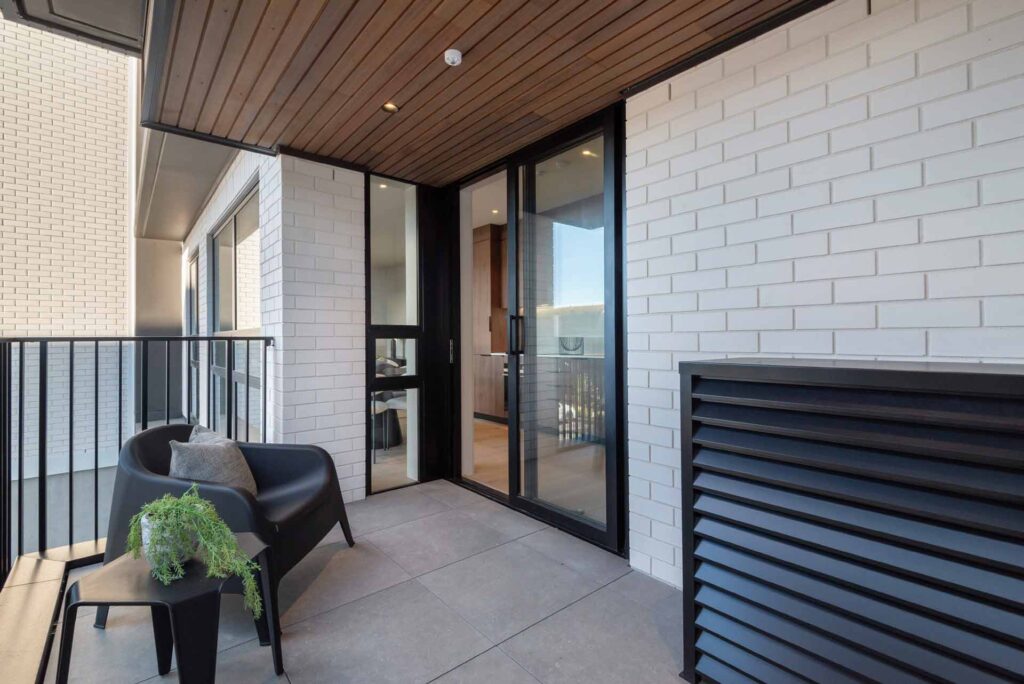 E102-17-Pennant-St-10-Low-res